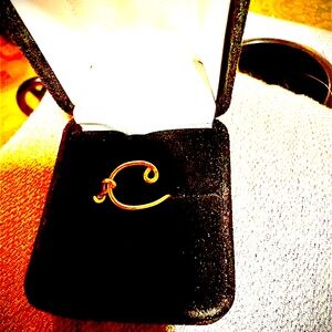 Elegant Gold-Tone Women’s Jewelry Ring